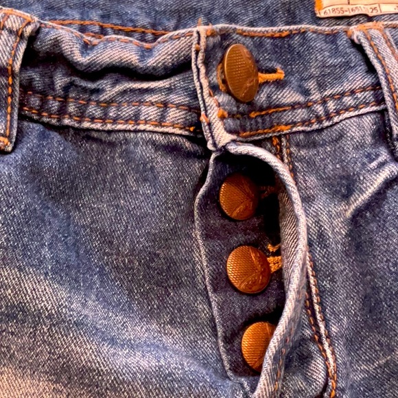 Free People Jean Shorts Denim Distressed Raw Hem Frayed Pockets Blue Size 25 - Picture 6 of 6
